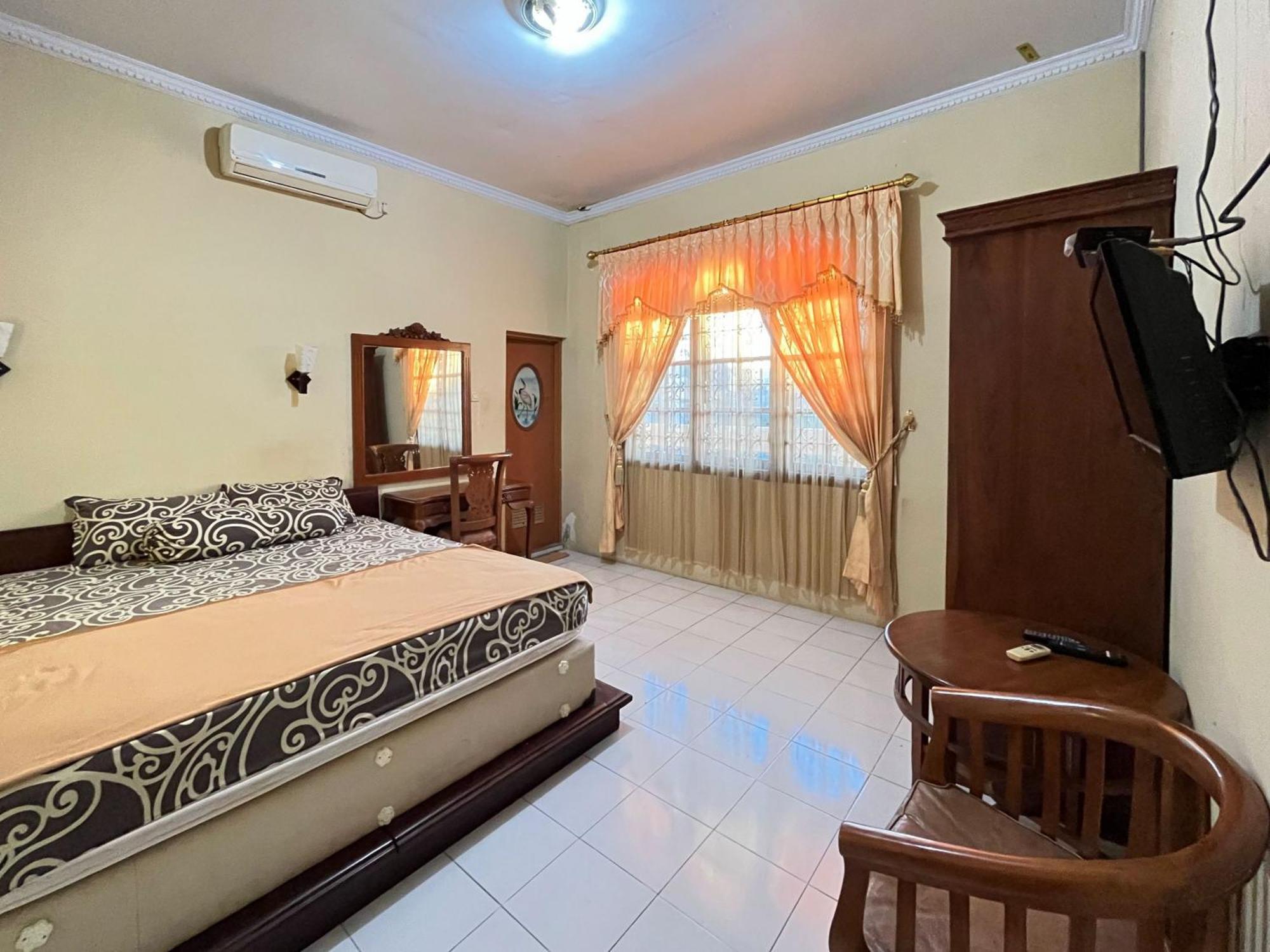 Reddoorz At Hotel Madani Syariah Lempuyangan Yogyakarta Eksteriør billede