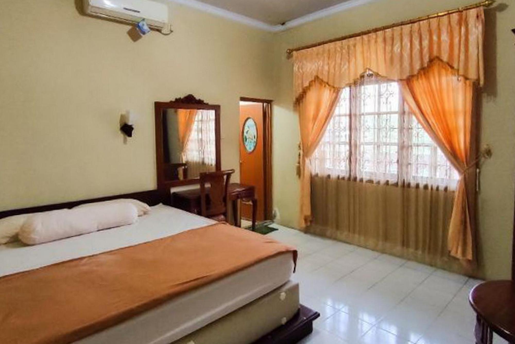 Reddoorz At Hotel Madani Syariah Lempuyangan Yogyakarta Eksteriør billede