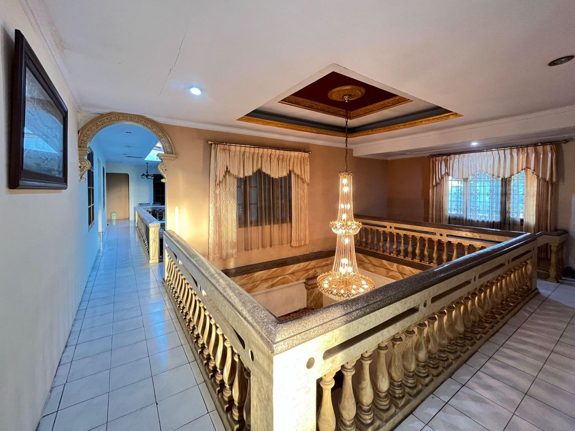 Reddoorz At Hotel Madani Syariah Lempuyangan Yogyakarta Eksteriør billede